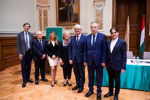 10_nyelvpolitika_es_nyelvtervezes_kozep-europaban_2025-2