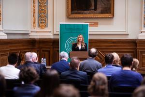 1_nyelvpolitika_es_nyelvtervezes_kozep-europaban_2025-2