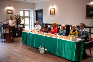 4_kerteszetrol_pedagogusoknak_es_szuloknek_2026-2